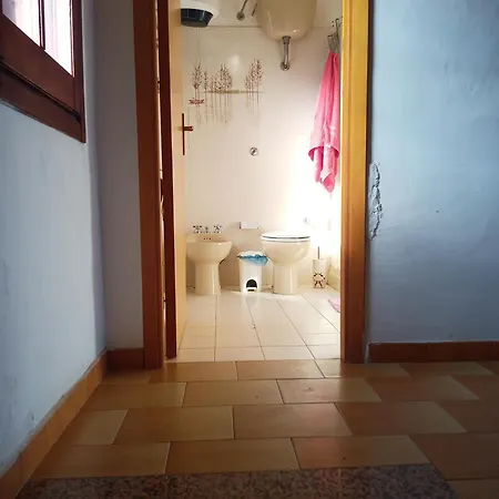 Rock House 度假居 *