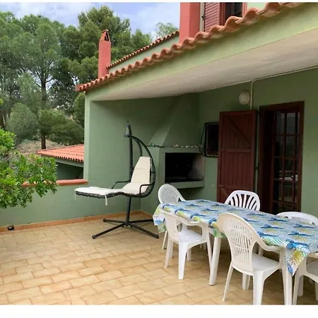 Rock House * 福特村