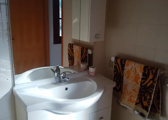 Rock House * 福特村